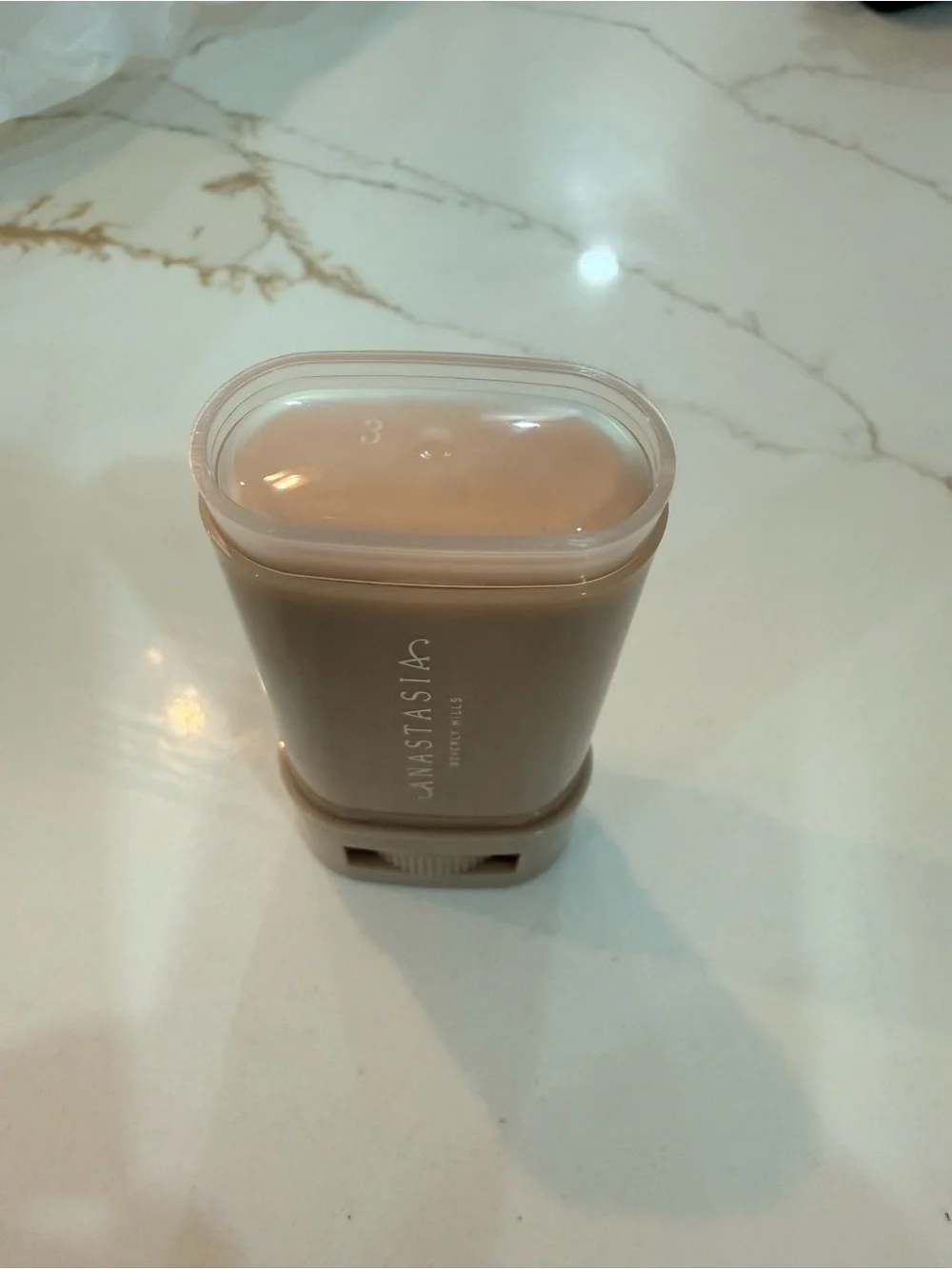 Anastasia Beauty Balm Serum Boosted Skin Tint shade 3.